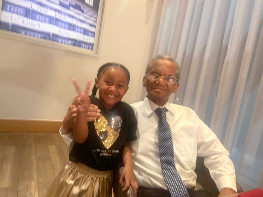 47b26069-b2f5-4a04-a58d-b52274a8f8b5