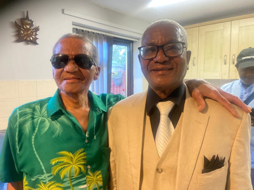 e60d4dff-e2c8-4da6-8ccc-ee54c30f7ba5